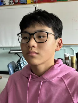 Collin Du headshot