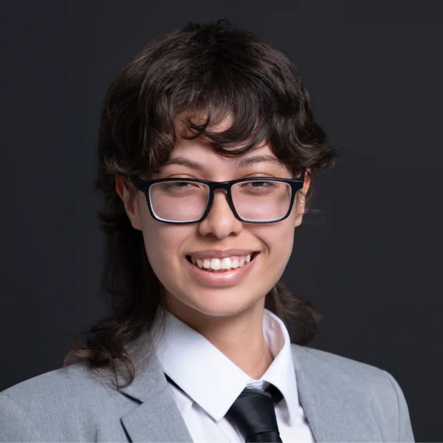 Lucia Adams headshot